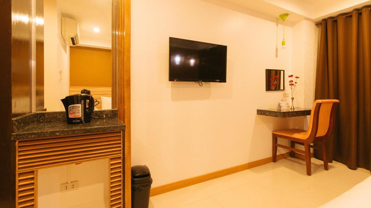 Guijo Suites Makati Makati City Exterior photo