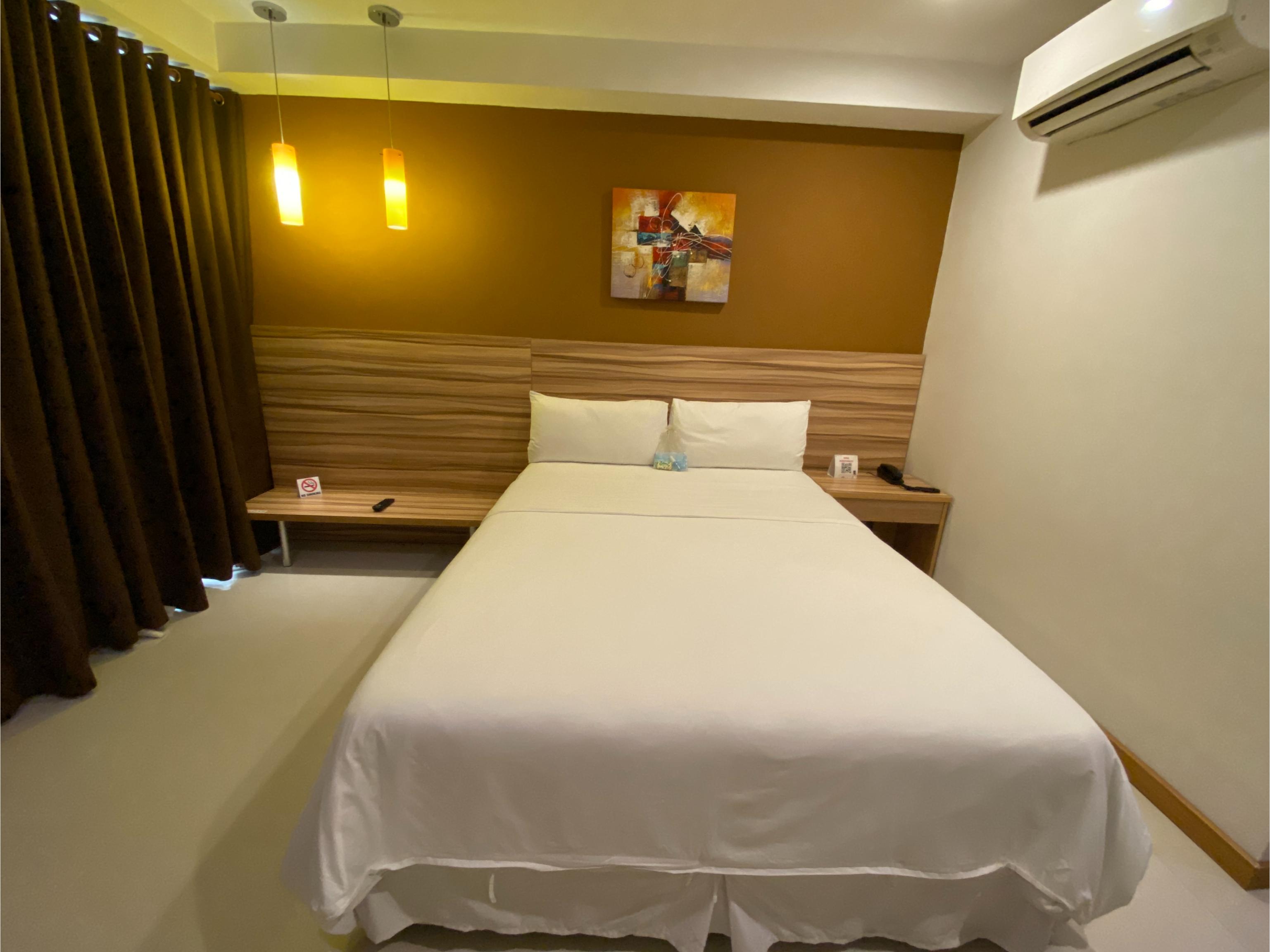 Guijo Suites Makati Makati City Exterior photo