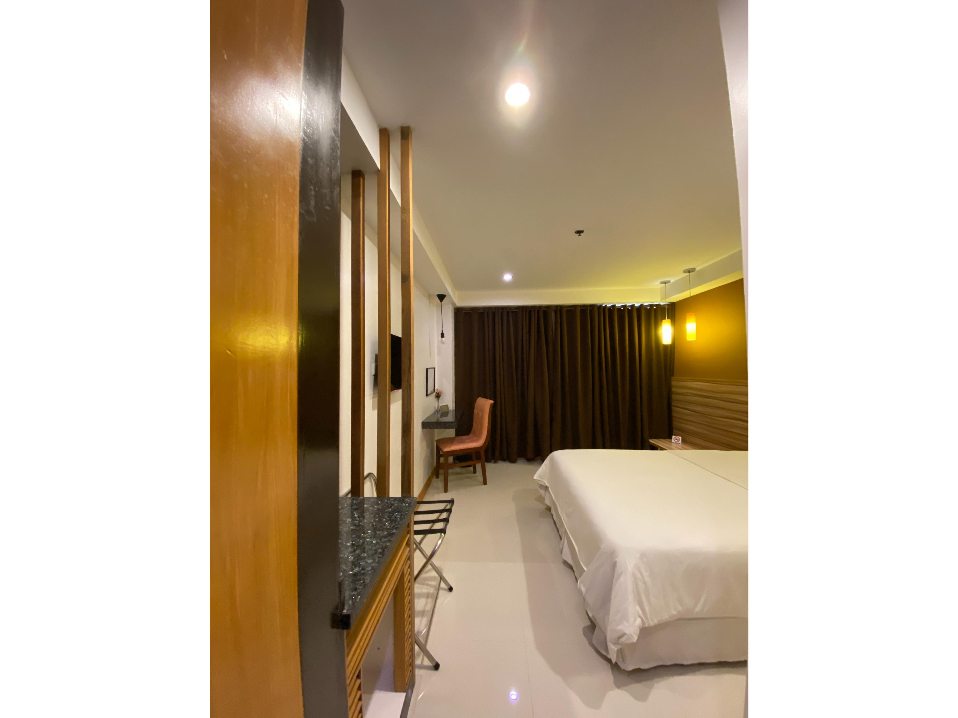 Guijo Suites Makati Makati City Exterior photo