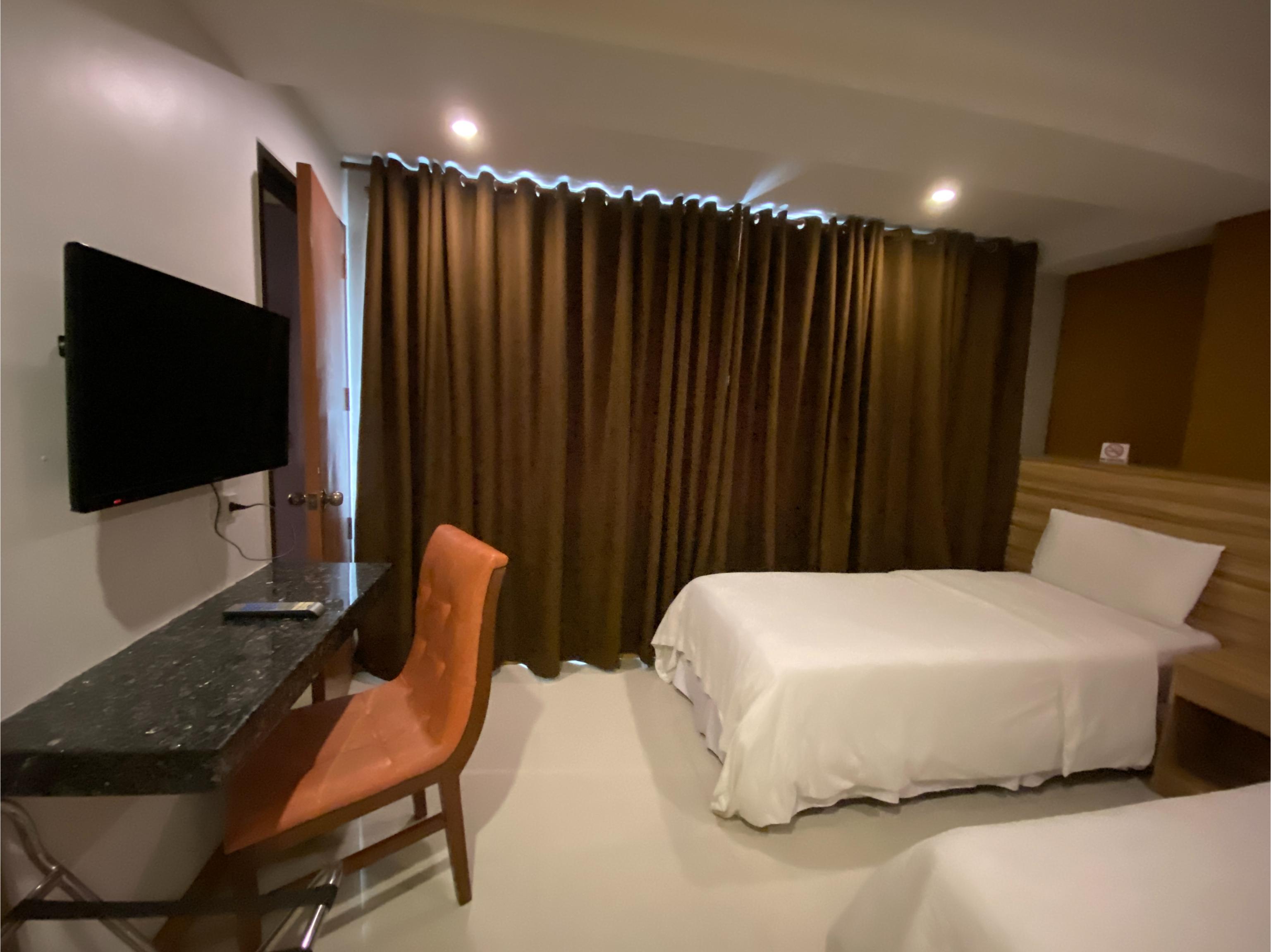 Guijo Suites Makati Makati City Exterior photo
